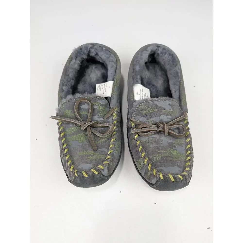 L.L. Bean Boys 2 Wicked Good Gray/Yellow/Green Camo Fleece Lined Slippers